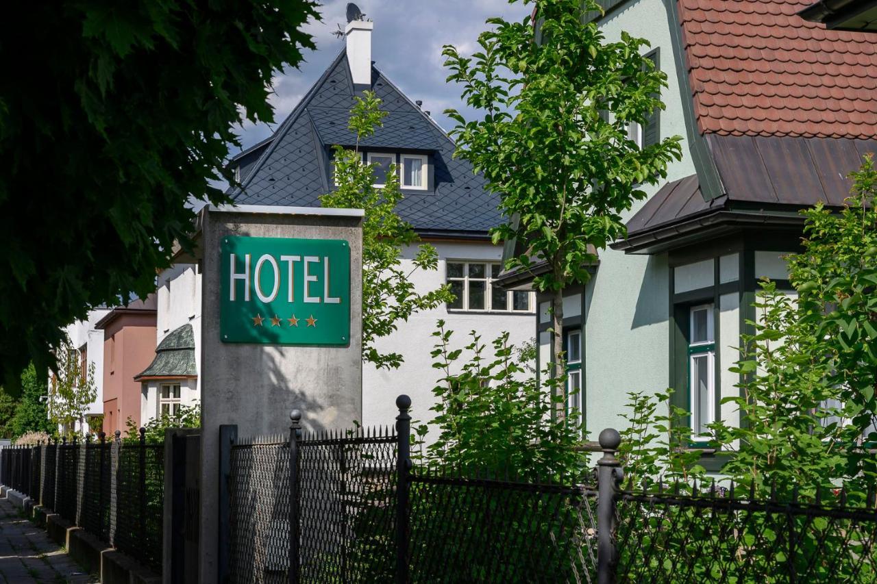 Hotel Zelena Marina Vrchlabí Exterior foto